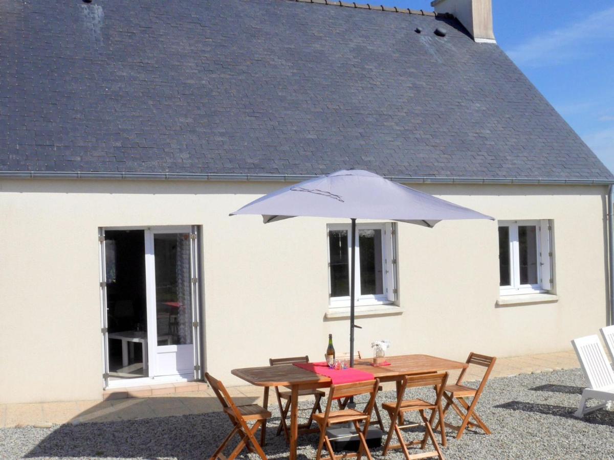 Cottage, Guissény Exteriör bild